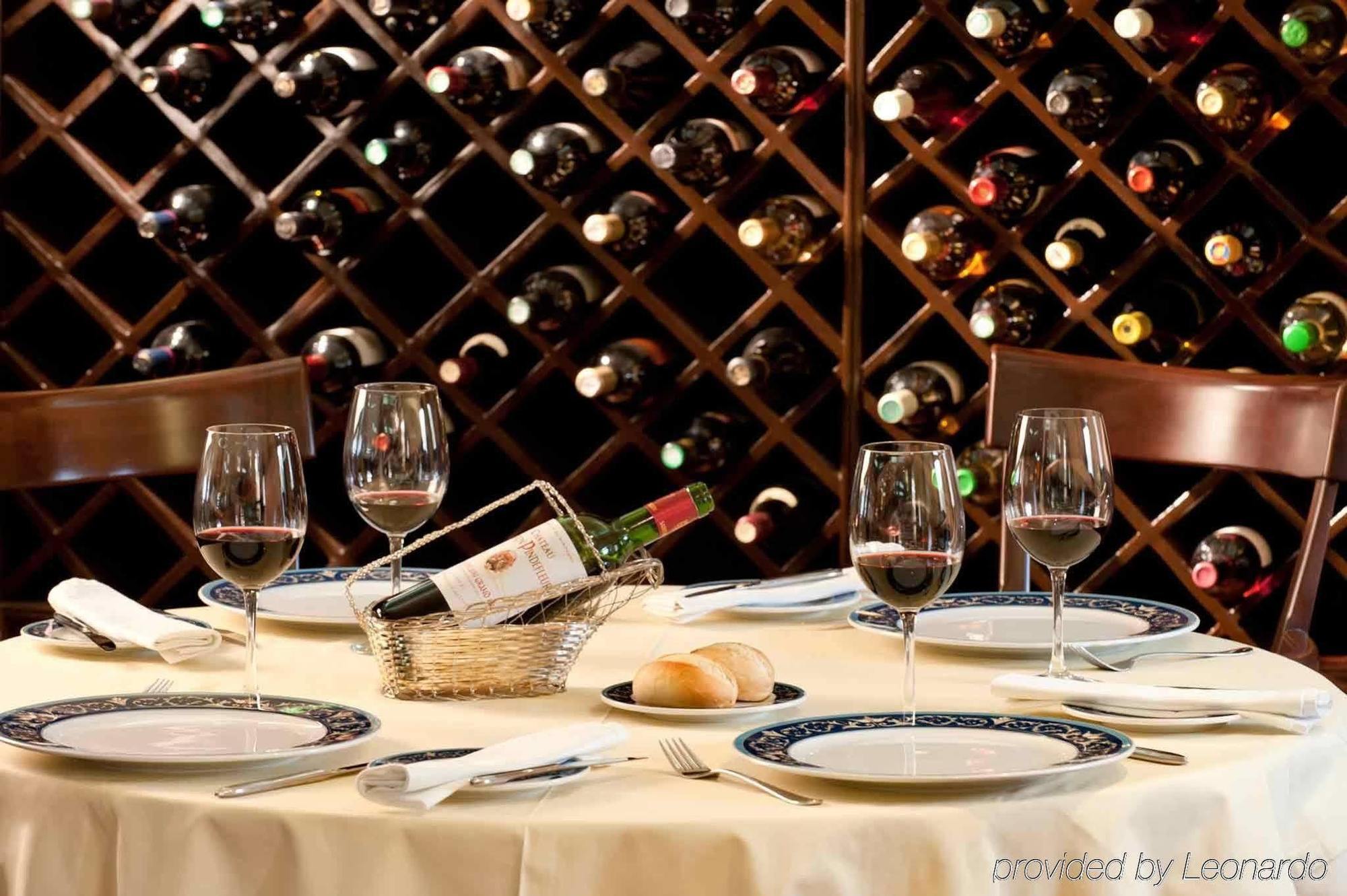 Mercure The Moorhouse Ikoyi Lagos Restaurant photo